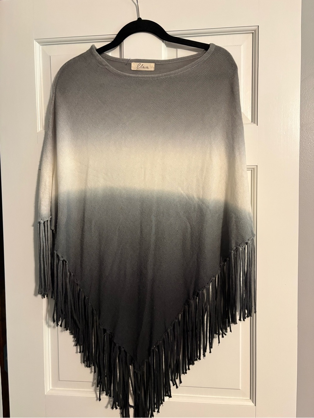Sweater neckline identification